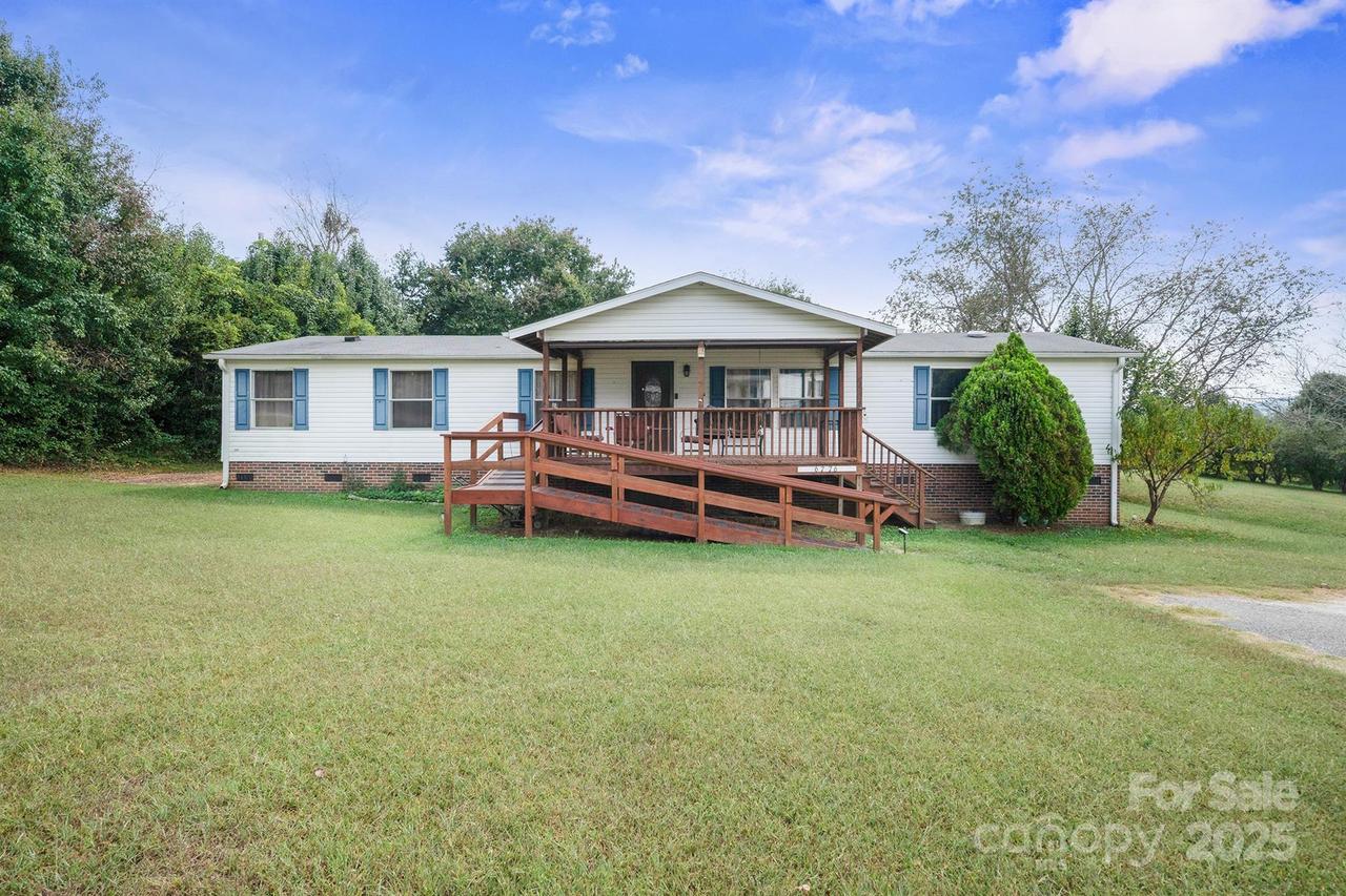 6776 Cobb Pl., Connelly Springs, NC 28612