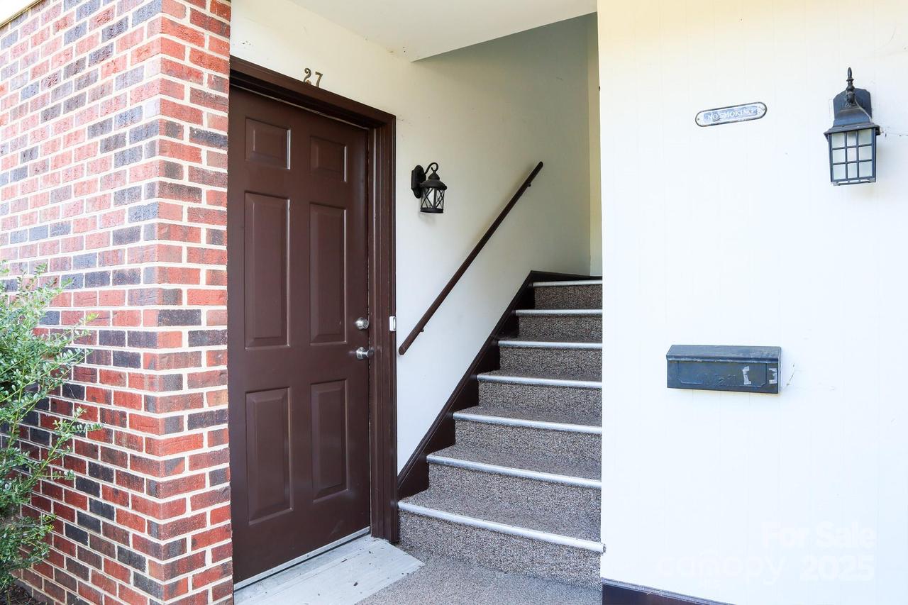 525 12th St. #27, Hickory, NC 28602