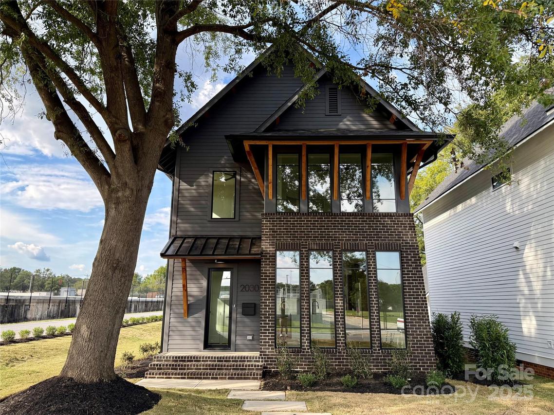 2030 Washington Ave., Charlotte, NC 28216