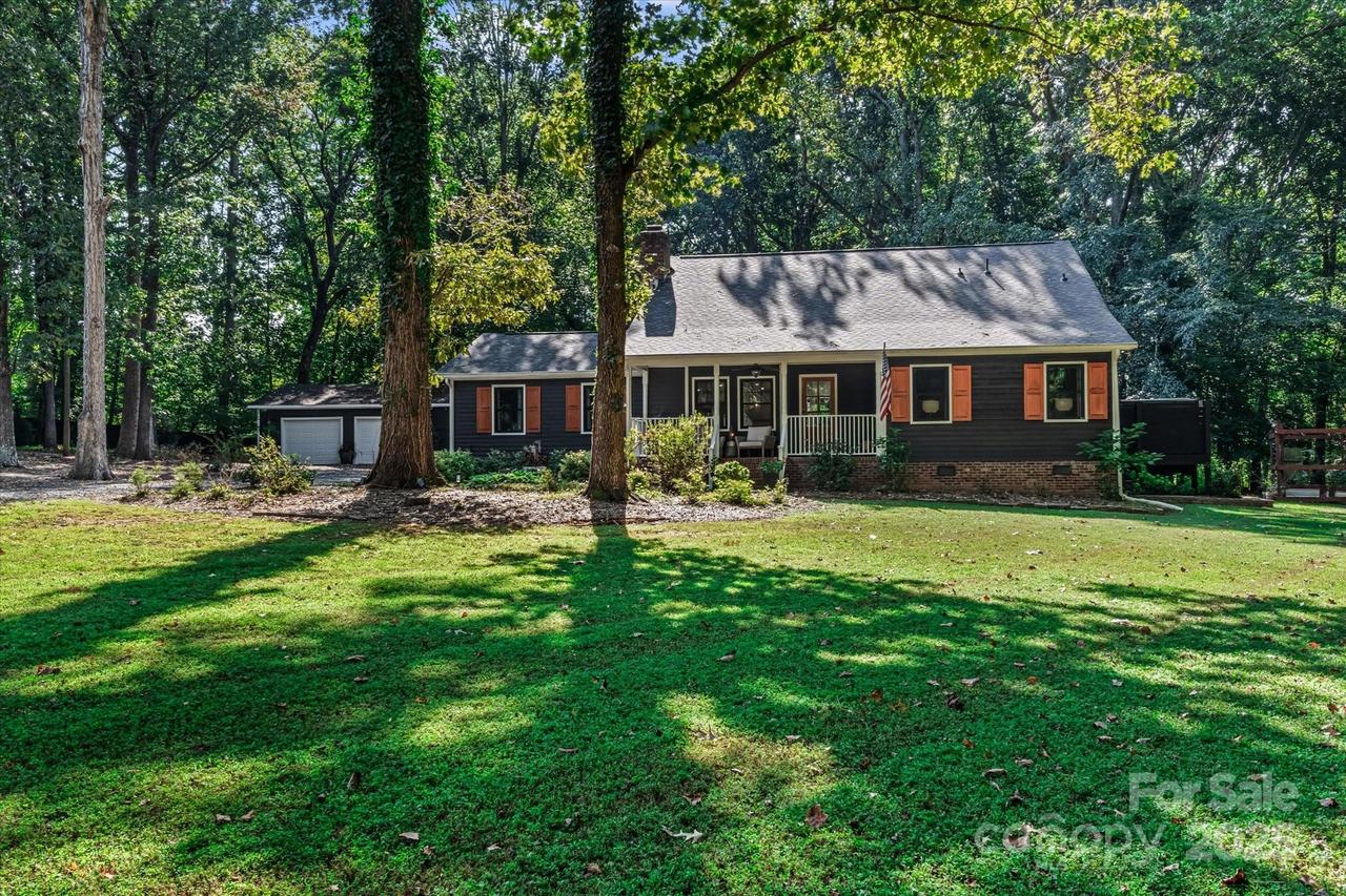 2540 Bain Farm Rd., Mint Hill, NC 28227