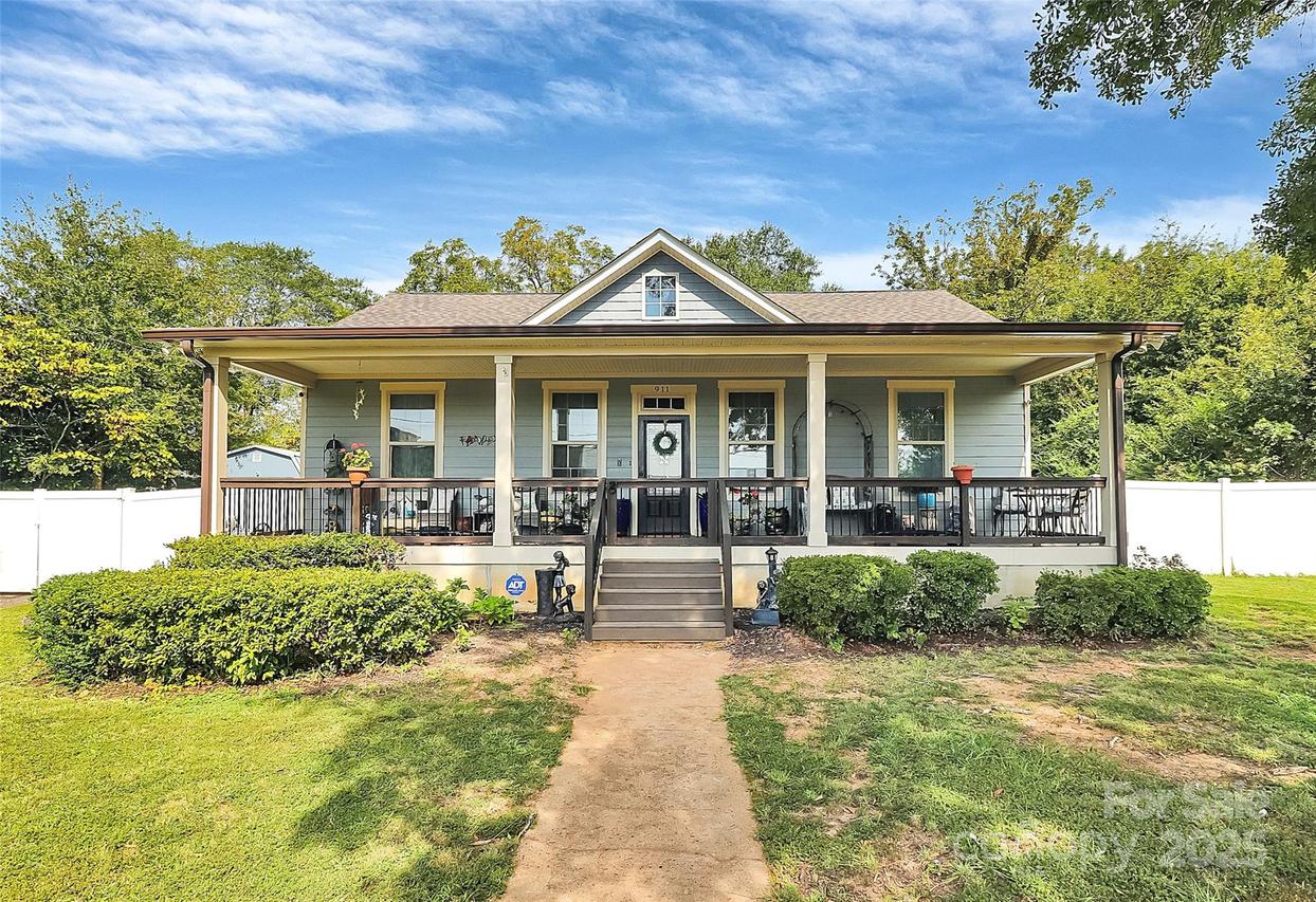 911 Earl St., Shelby, NC 28150