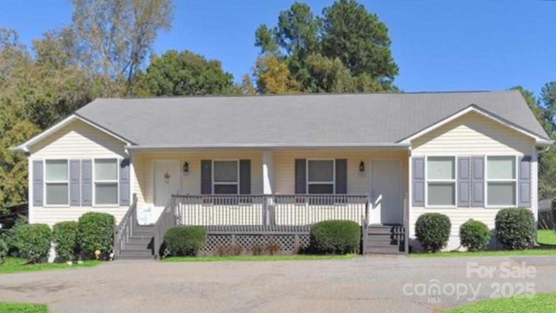 5605 Wrenn Dr., Denver, NC 28037