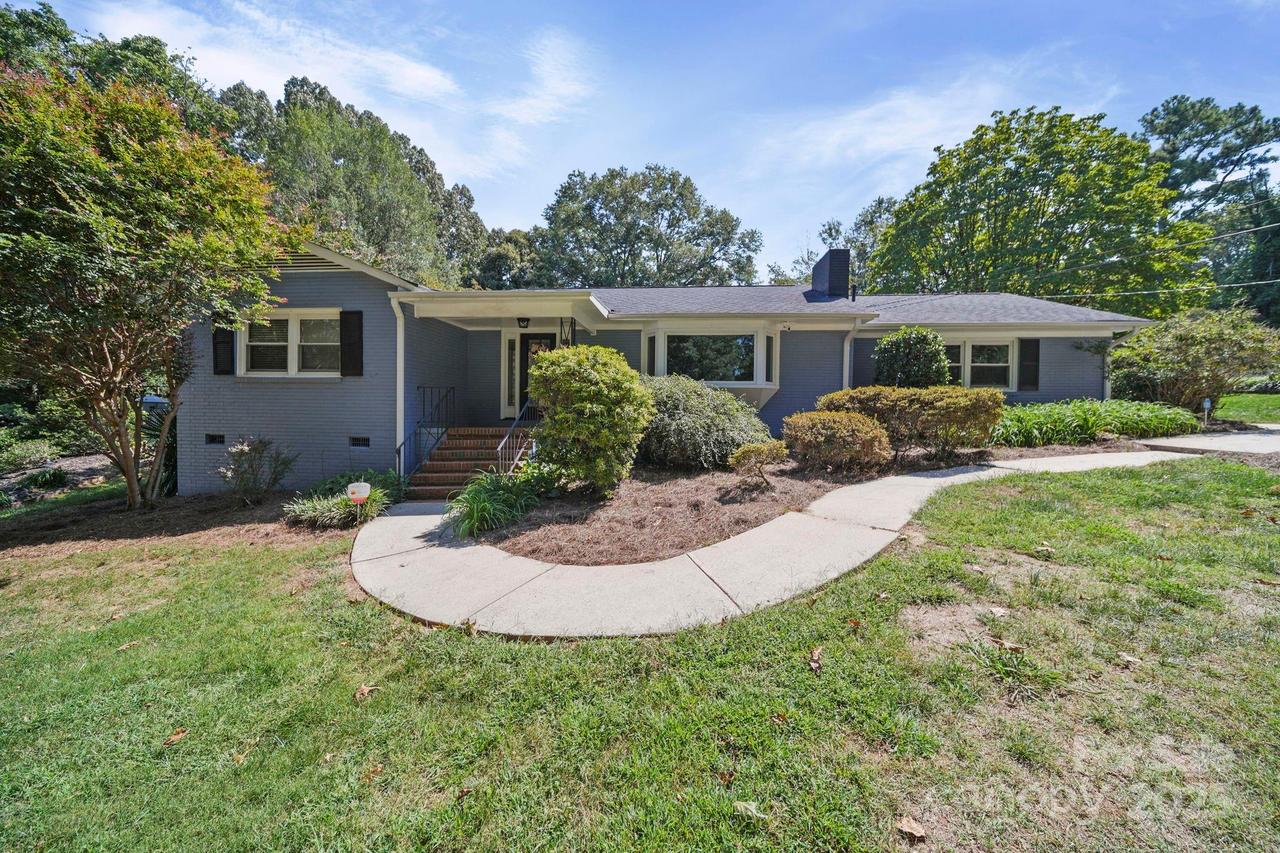 601 Eastwood Dr., Gastonia, NC 28054