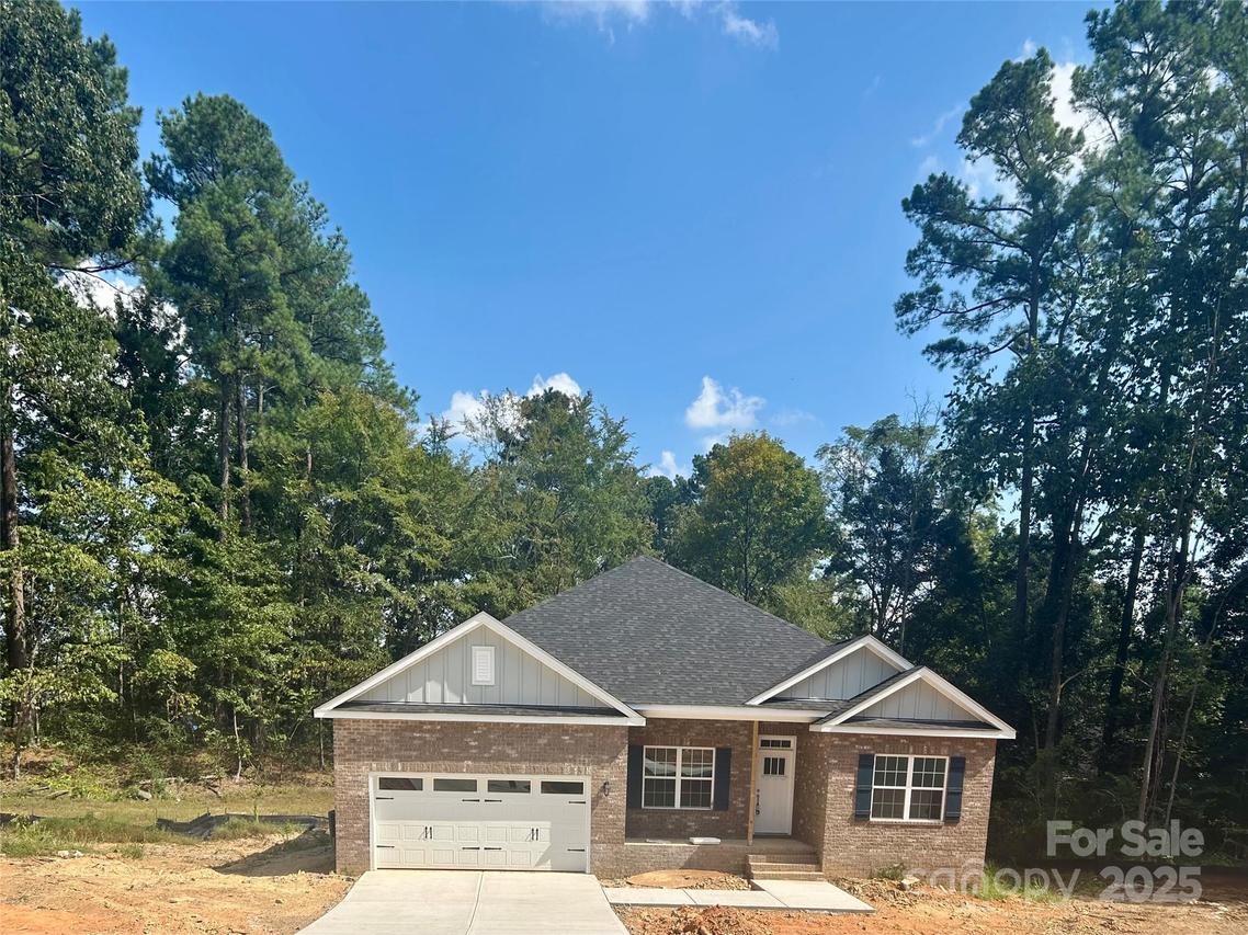 2913 Waterford Ln. #34, Albemarle, NC 28001