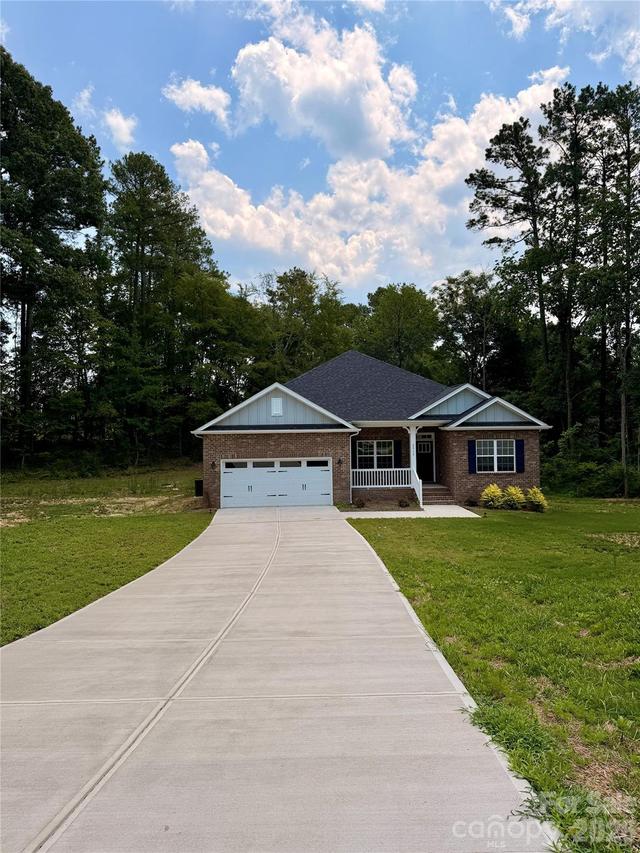 2913 Waterford Ln. #34, Albemarle, NC 28001
