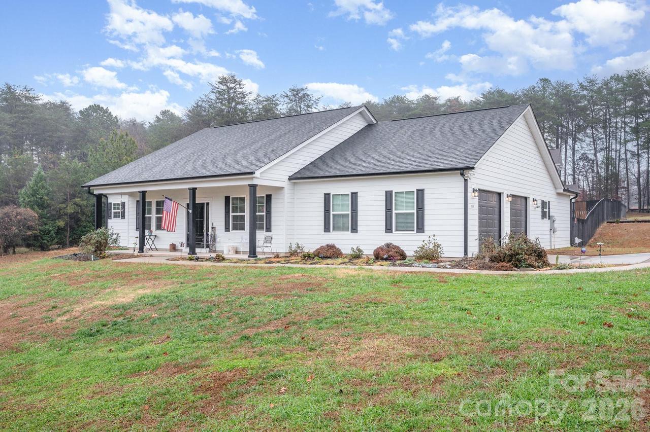 1197 Eufola Rd., Statesville, NC 28677