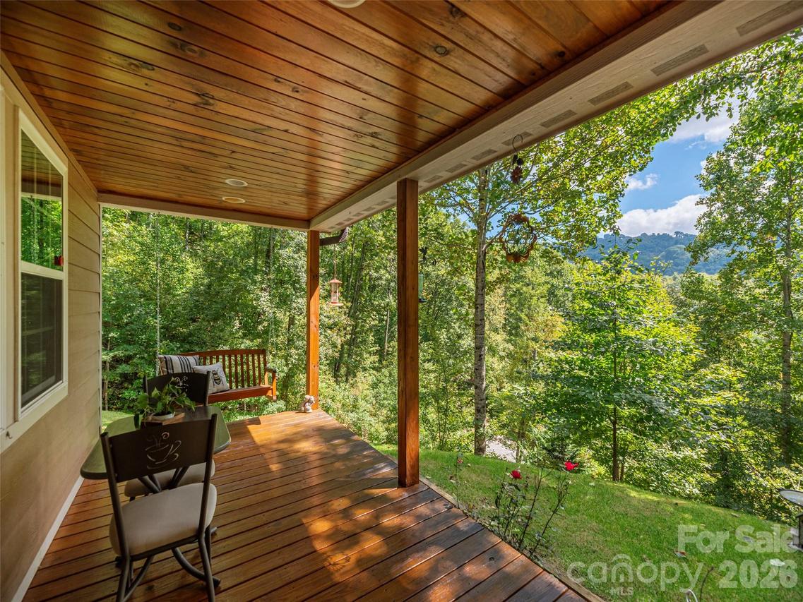 27 Little Roundtop Rd., Clyde, NC 28721