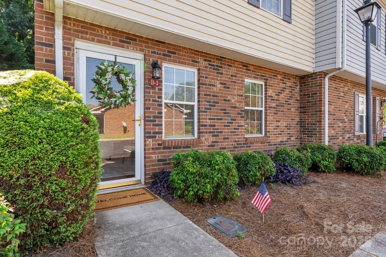 319 7th Street Pl. #B1, Conover, NC 28613