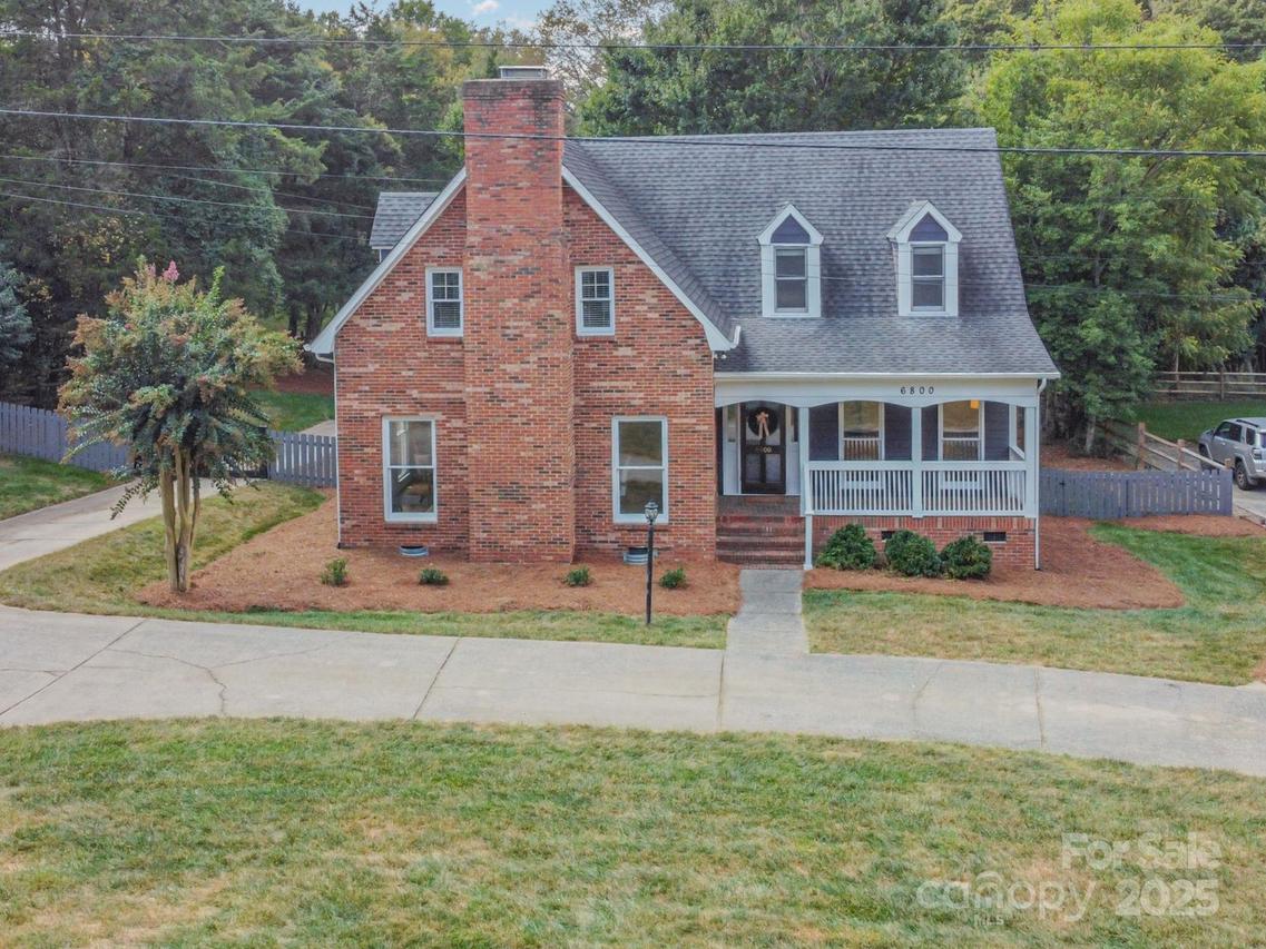 6800 Old Providence Rd., Charlotte, NC 28226