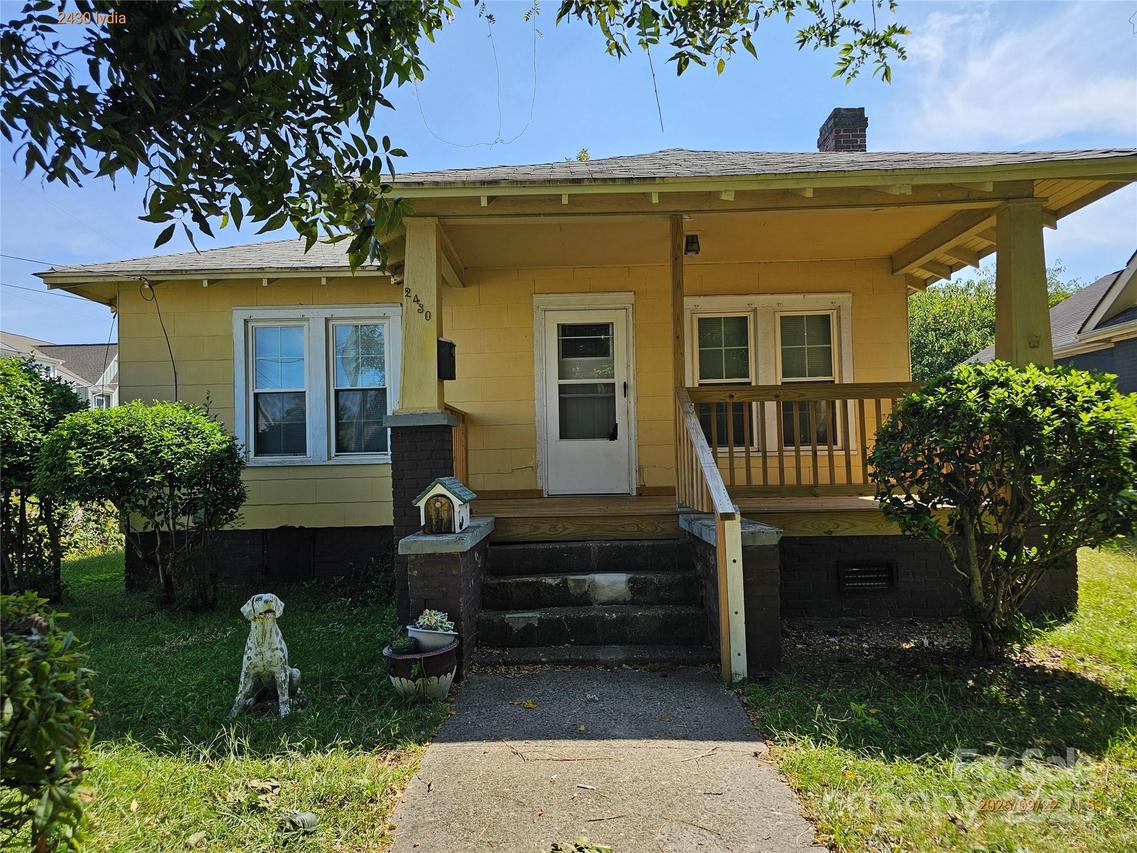 2430 Lydia Ave., Charlotte, NC 28205