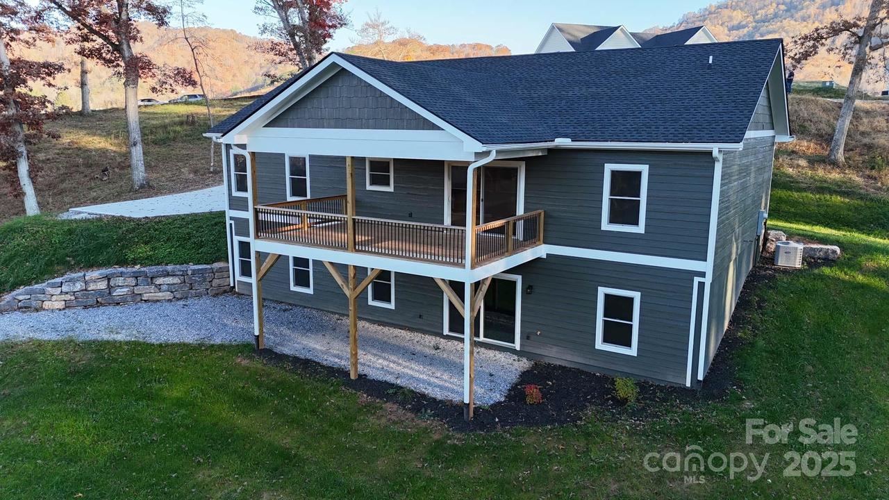 33 Gracie Rose St., Clyde, NC 28785