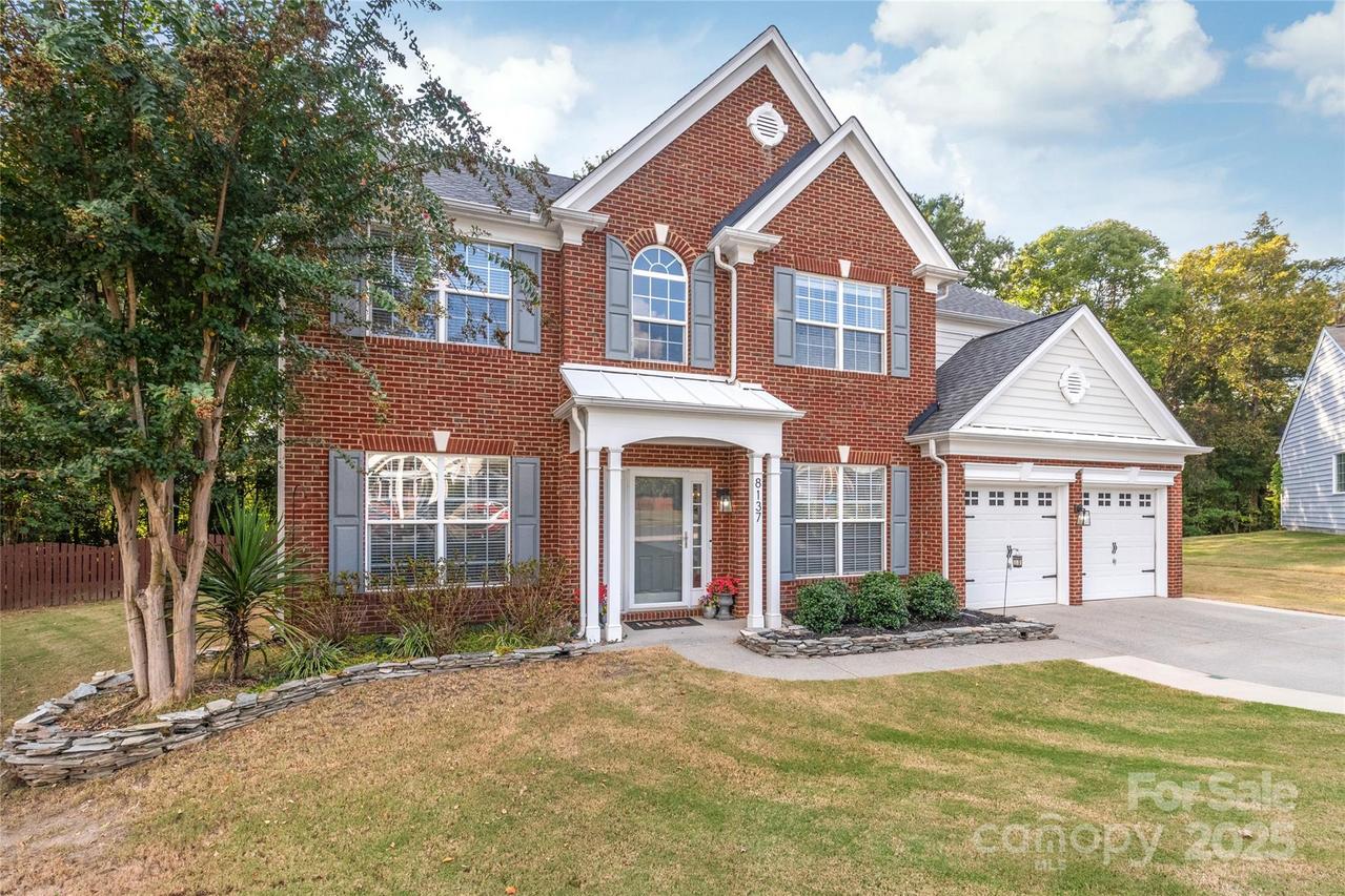 8137 Noland Woods Dr., Charlotte, NC 28277