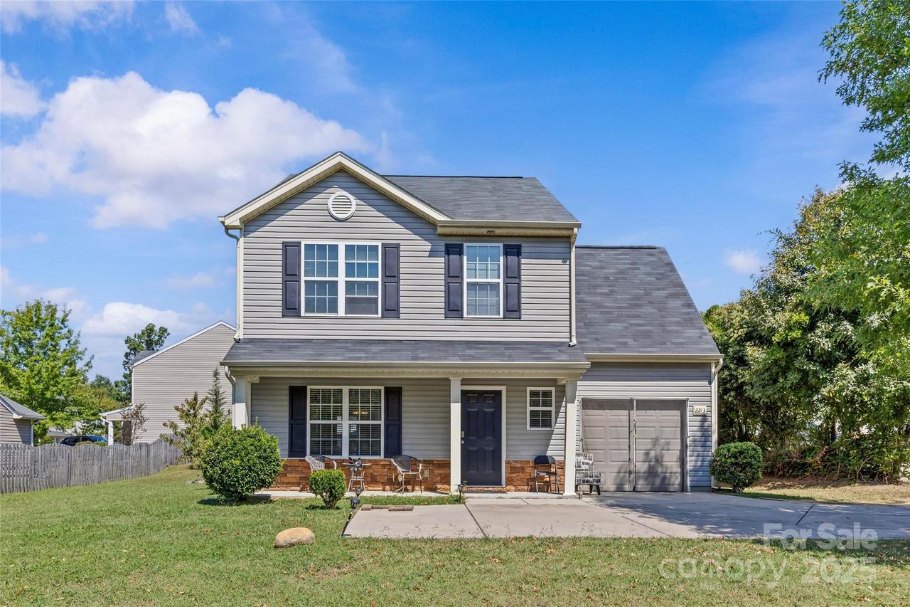 2213 Levisey Ln., Charlotte, NC 28269