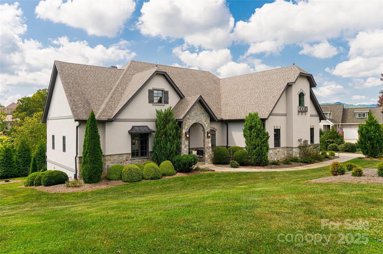 64 Water Hill Way, Fletcher, NC 28732