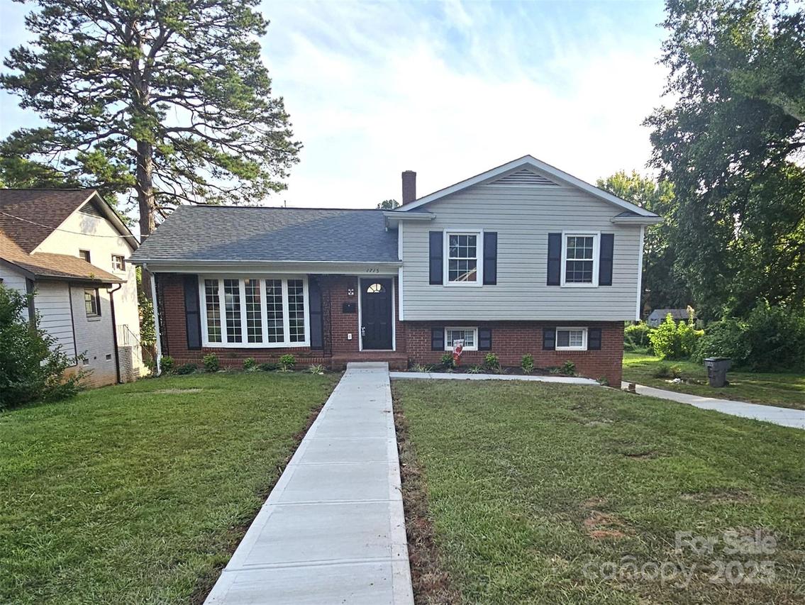 1715 Washington Ave., Charlotte, NC 28216