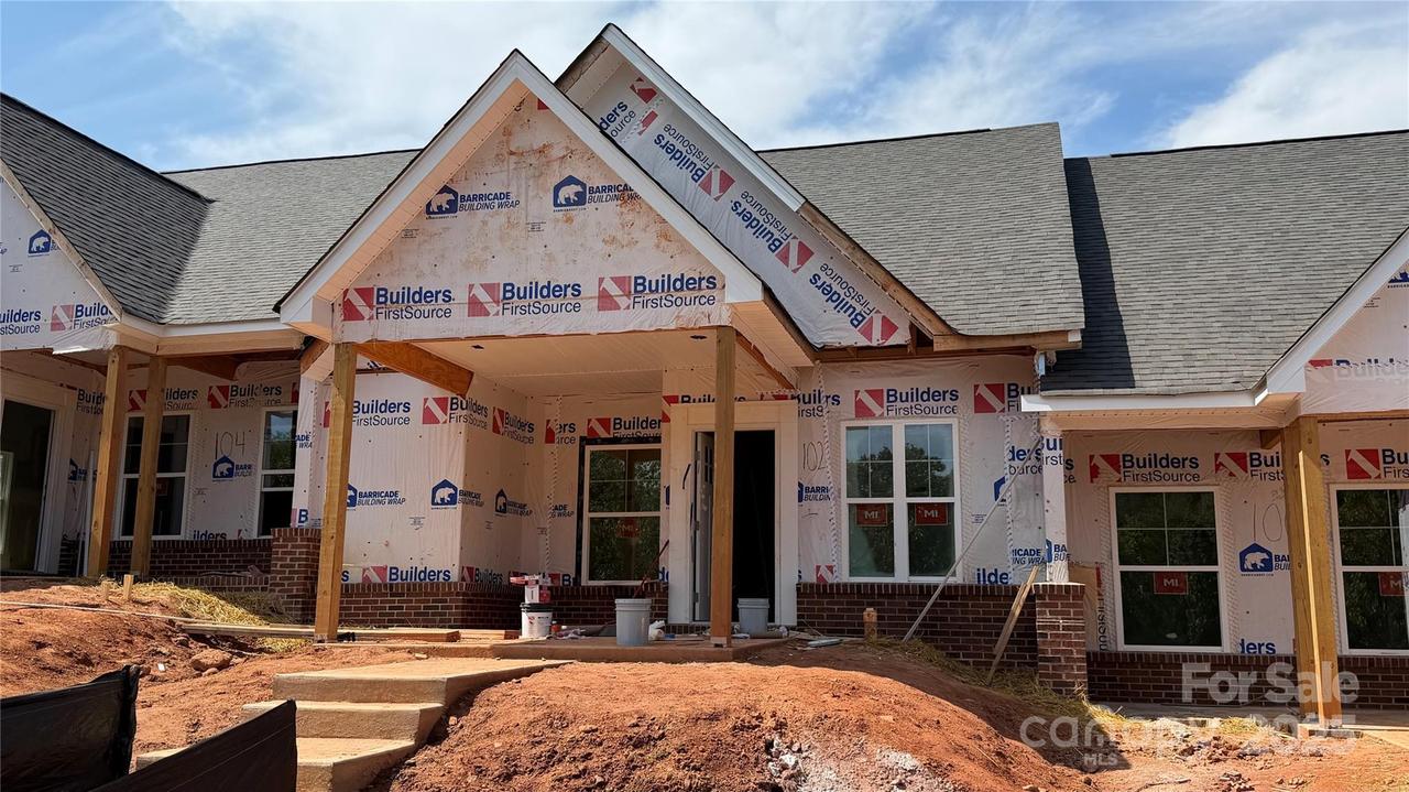 102 Ivy Ct., Morganton, NC 28655
