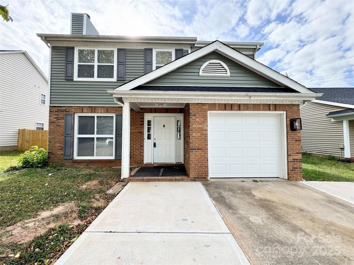 1634 Pamela Lorraine Dr., Charlotte, NC 28213