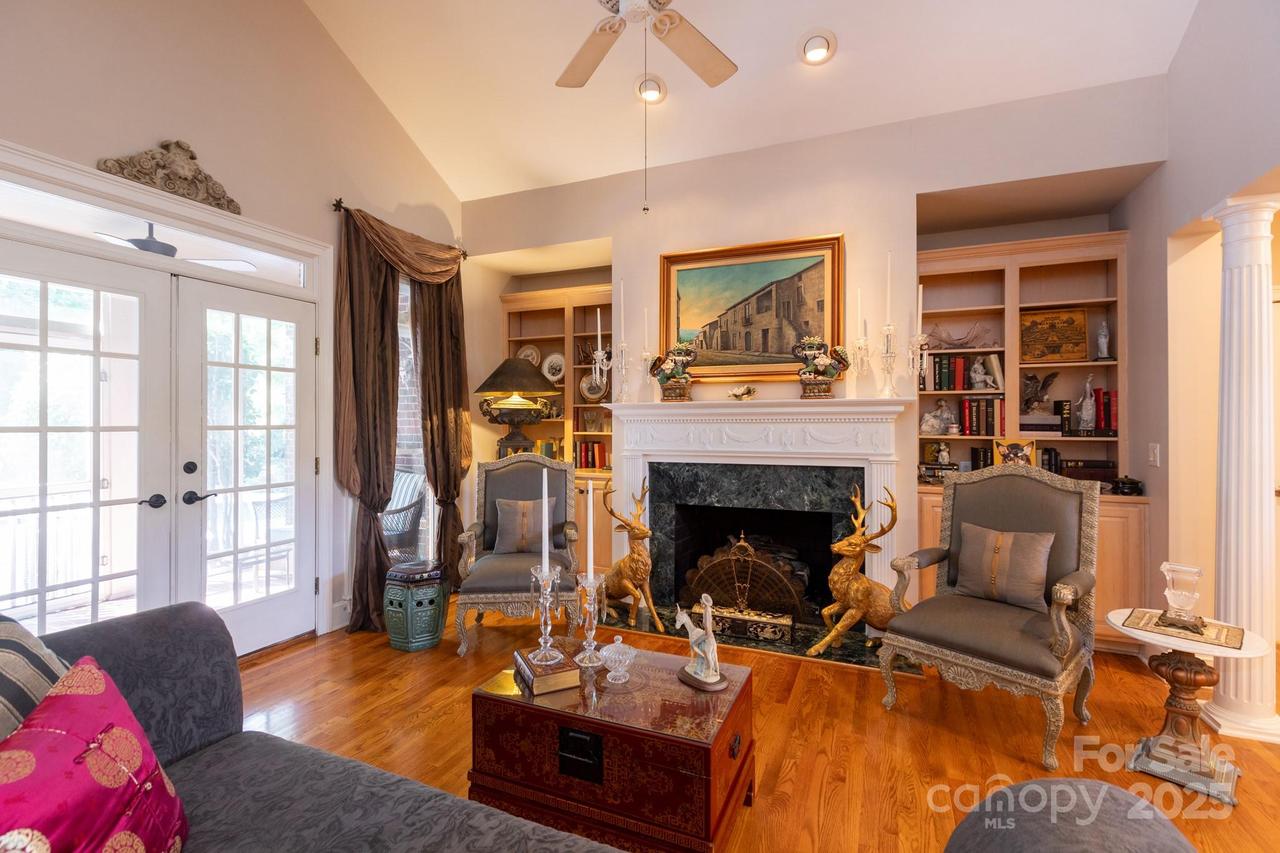 8731 Oakthorpe Dr., Charlotte, NC 28277