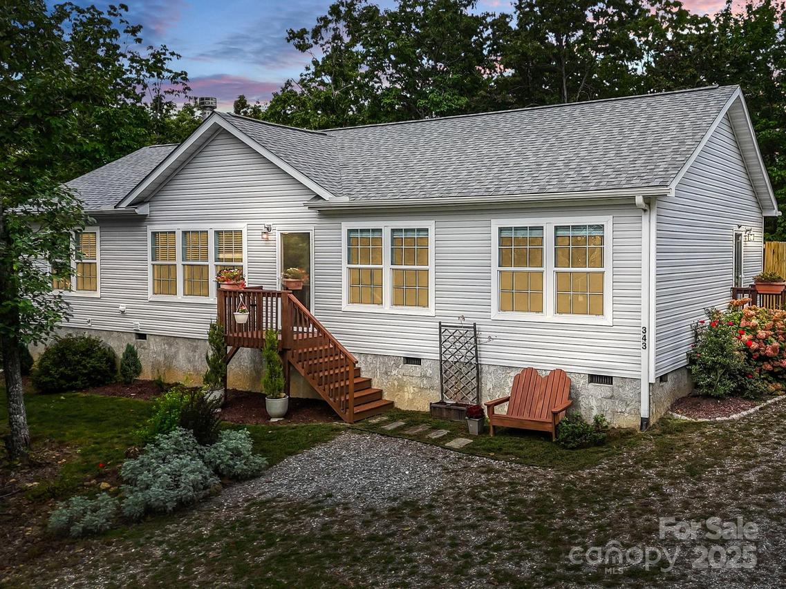 343 E Marshall Ridge Rd., Hendersonville, NC 28792