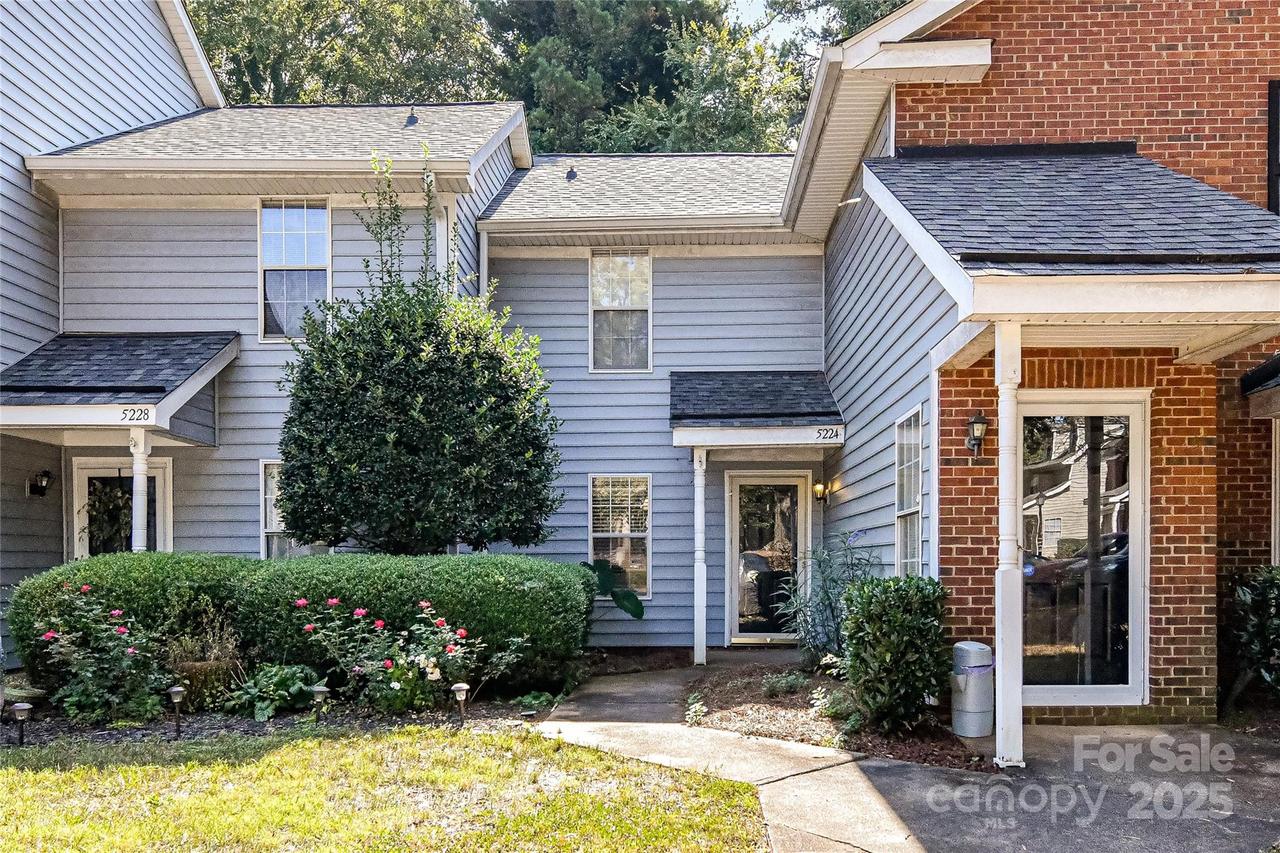 5224 Amity Springs Dr., Charlotte, NC 28212