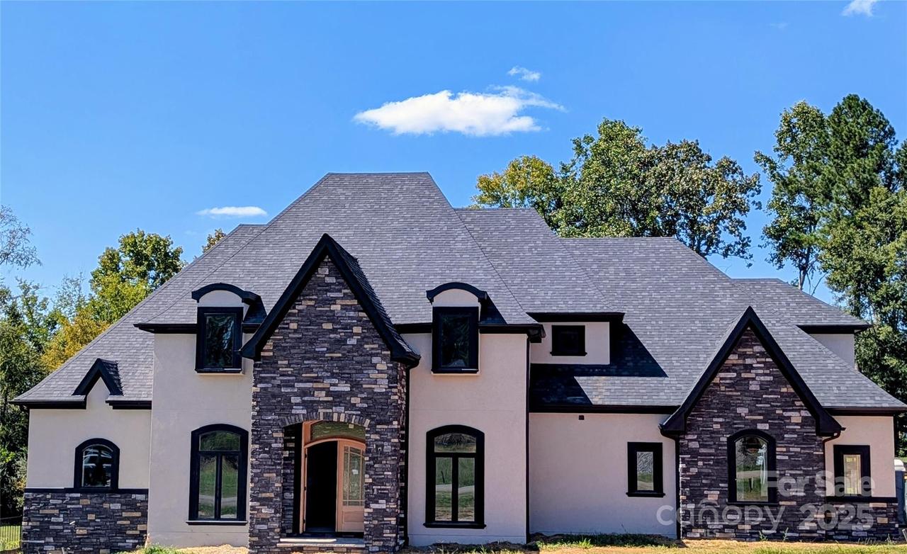110 Hunts Landing Dr., Mooresville, NC 28117