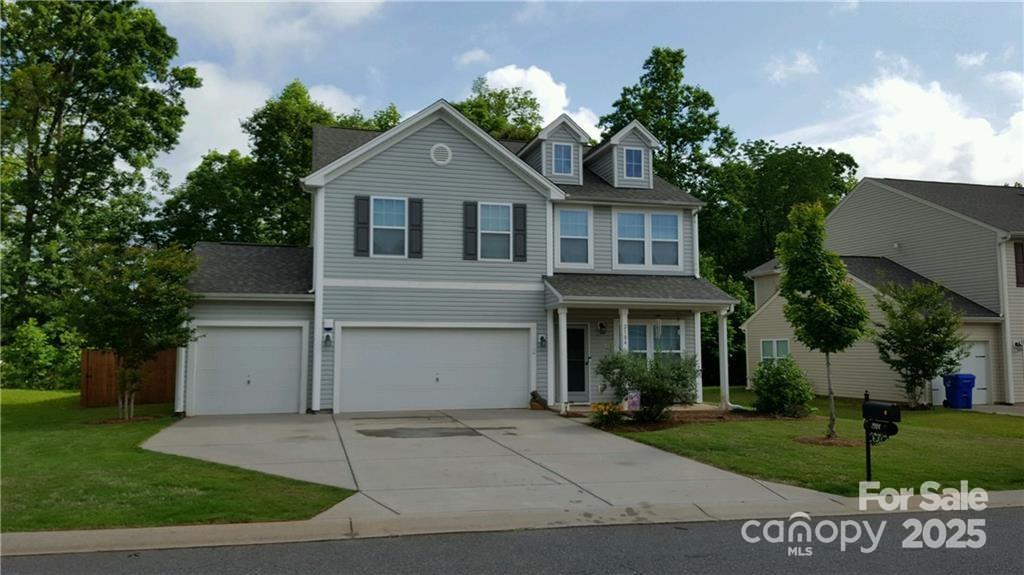 2104 Lake Vista Dr., Mount Holly, NC 28120