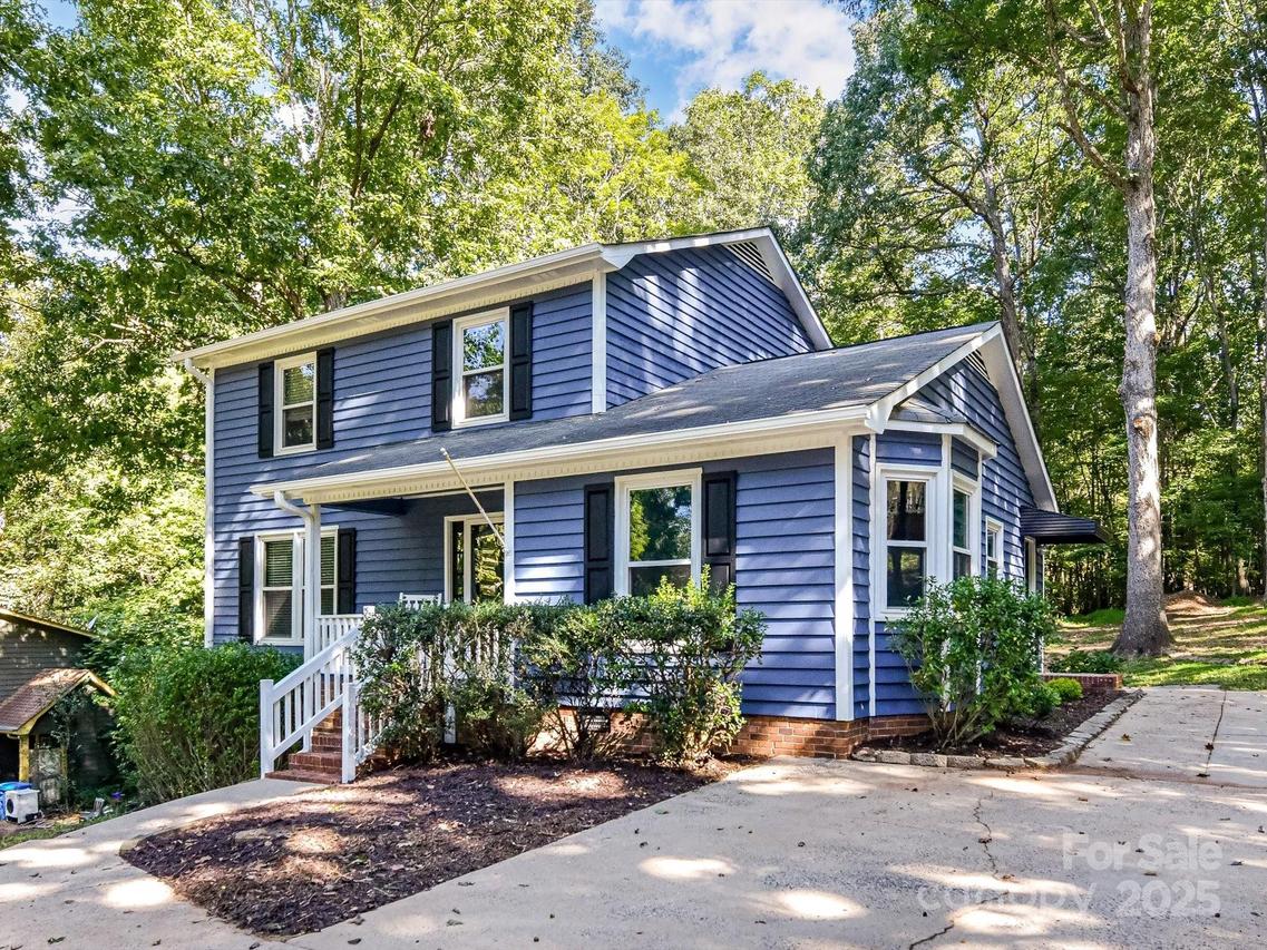 214 Woodridge Dr., Belmont, NC 28012