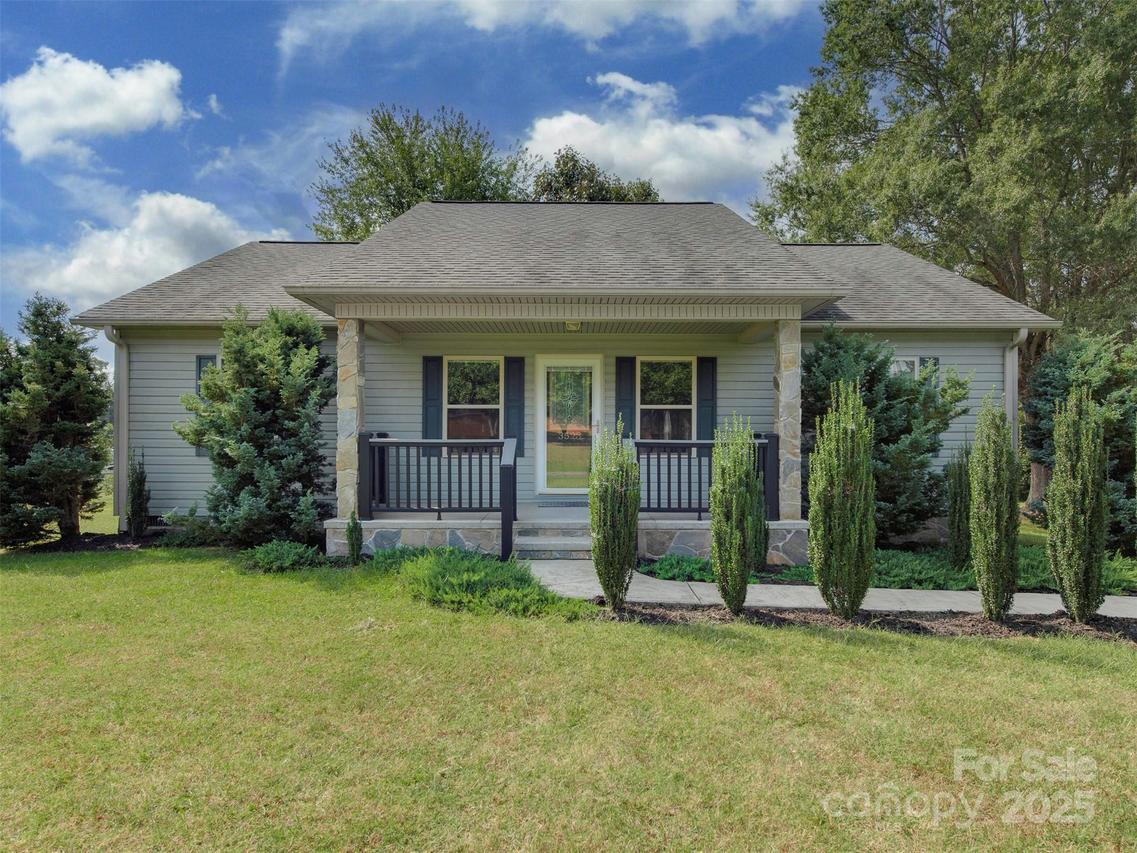 3523 Icard Rhodhiss Rd., Connelly Springs, NC 28612