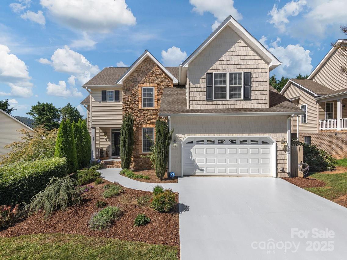 95 Driftstone Cir., Arden, NC 28704