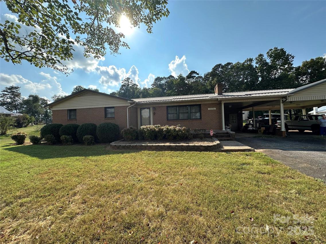 1376 Old Nc 18 Hwy., Morganton, NC 28655