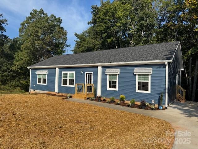 110 Sharon Ln., Connelly Springs, NC 28612