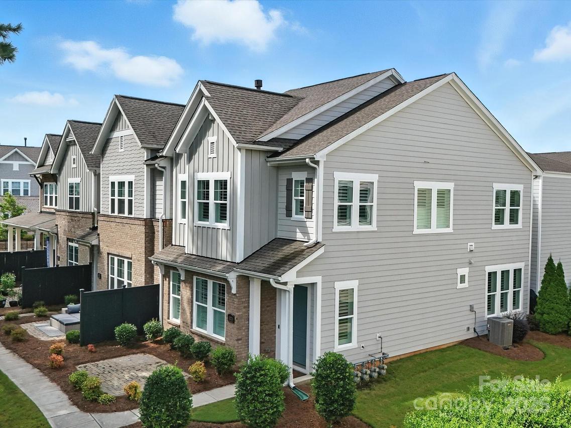 10026 Wayfair Meadow Ct., Charlotte, NC 28277