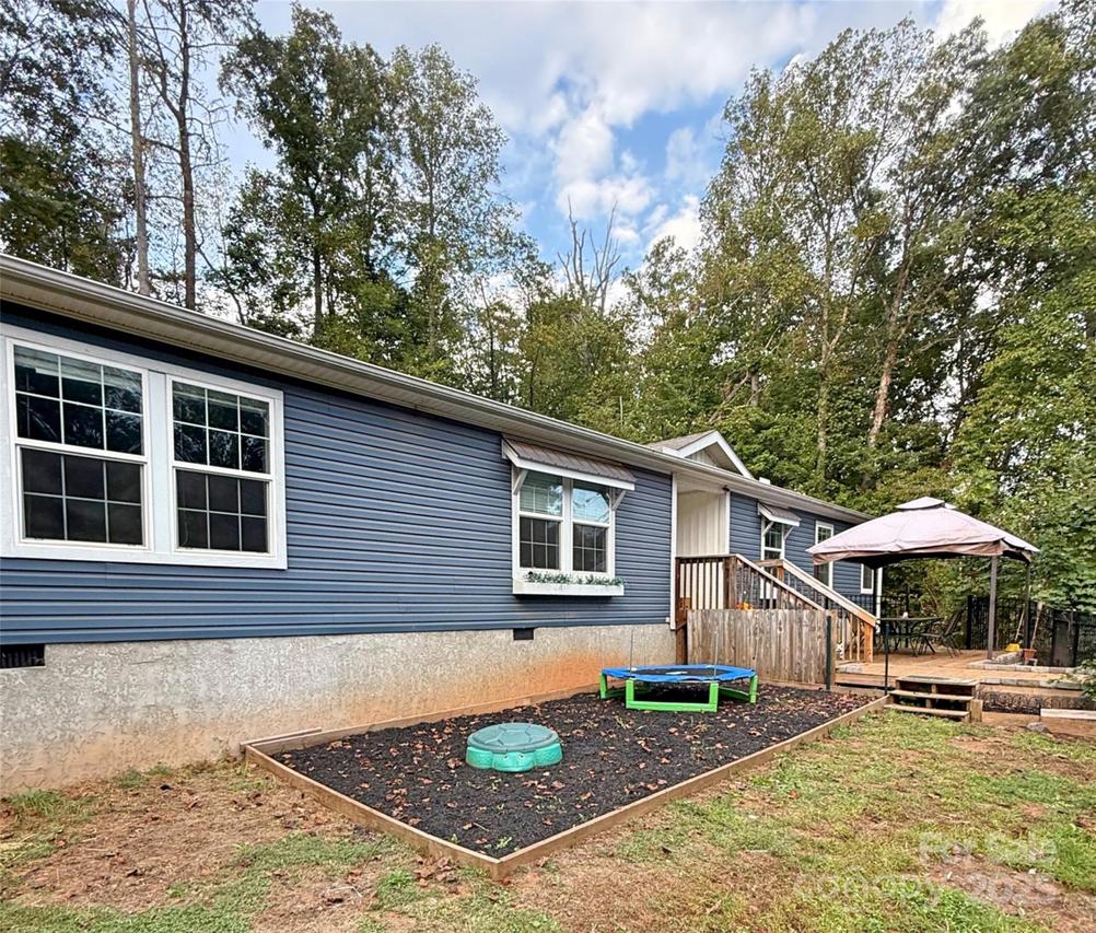 824 Dillsboro Rd., Sylva, NC 28779