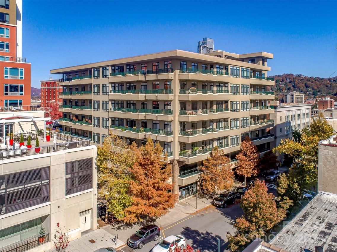 21 Battery Park Ave. #607, Asheville, NC 28801