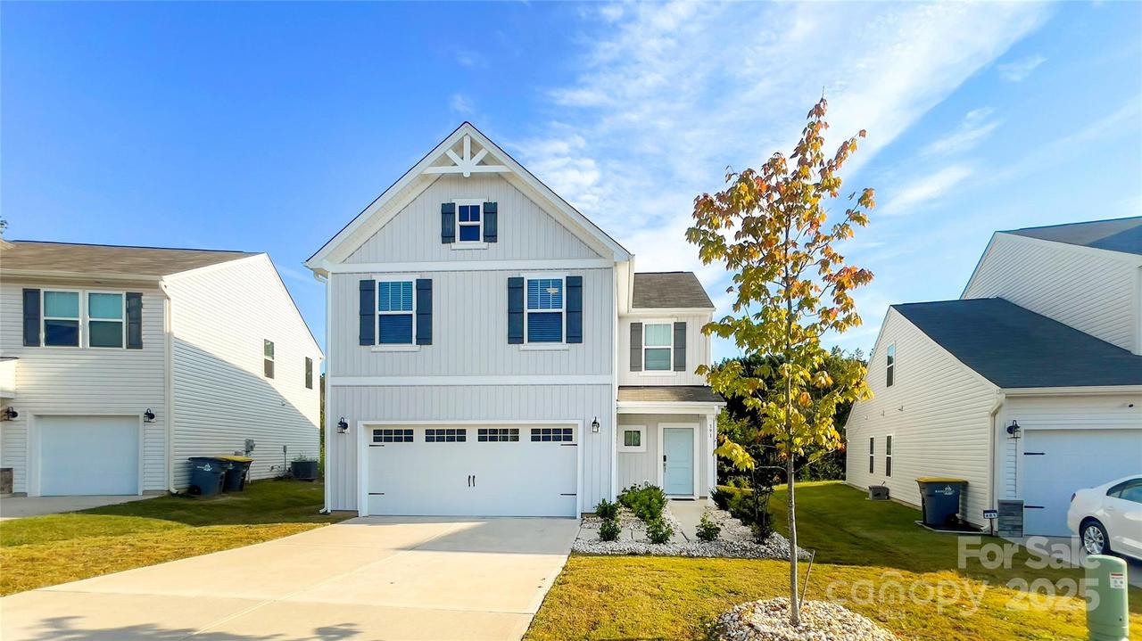 391 Copes Ct., Kannapolis, NC 28081