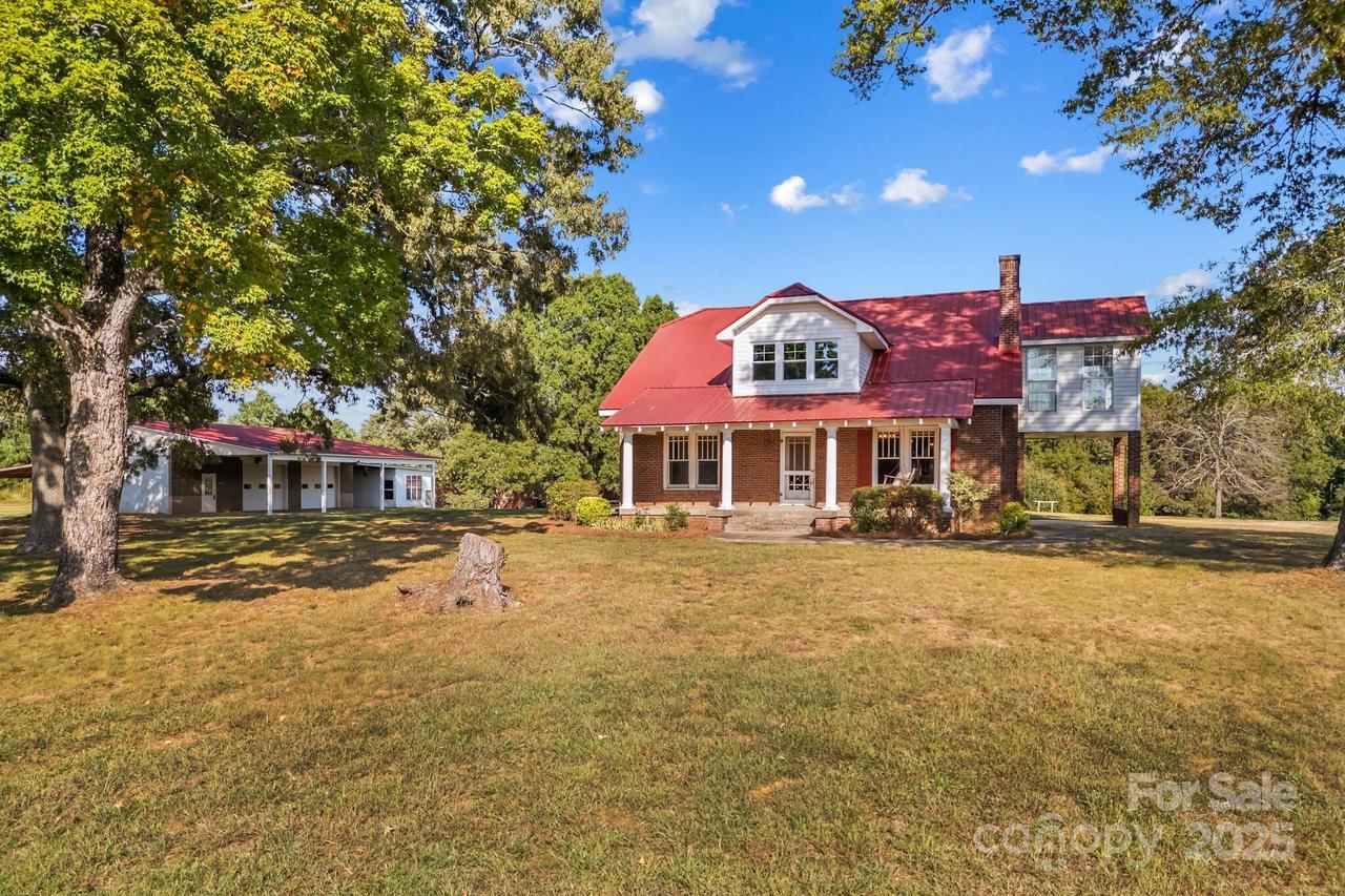 3796 Enochville Rd., Kannapolis, NC 28081