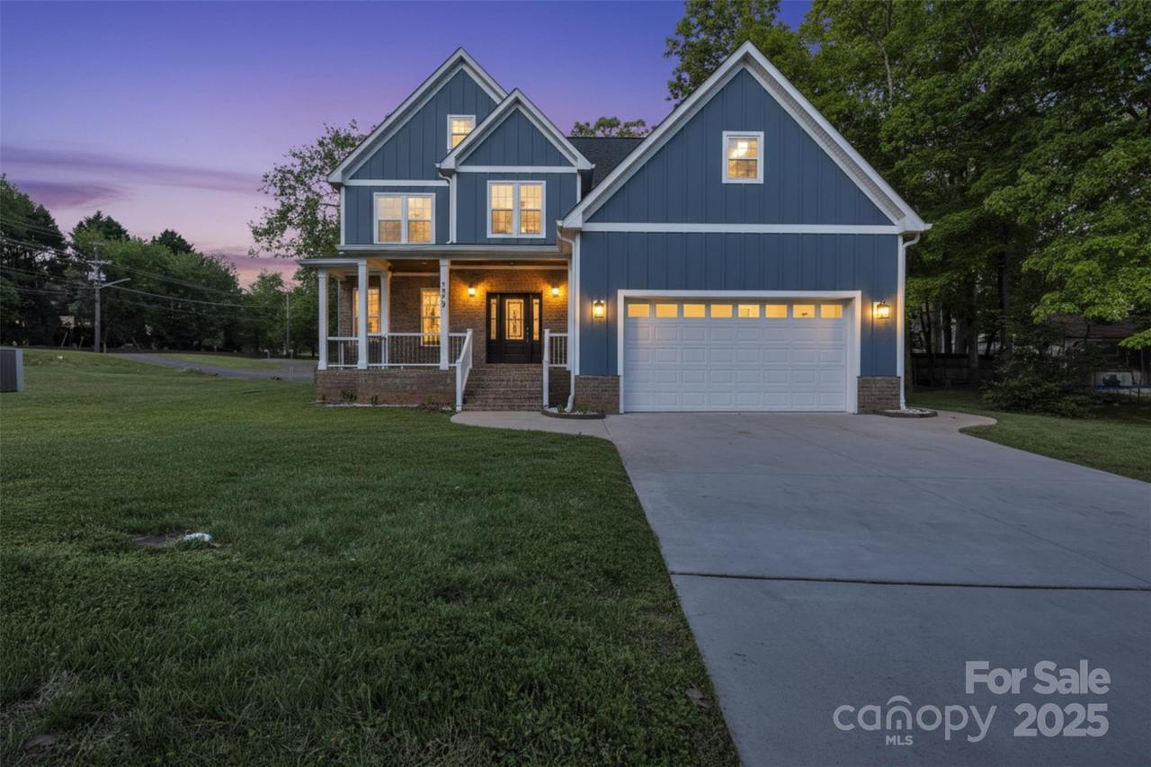 3075 Jamestown Dr., Gastonia, NC 28054