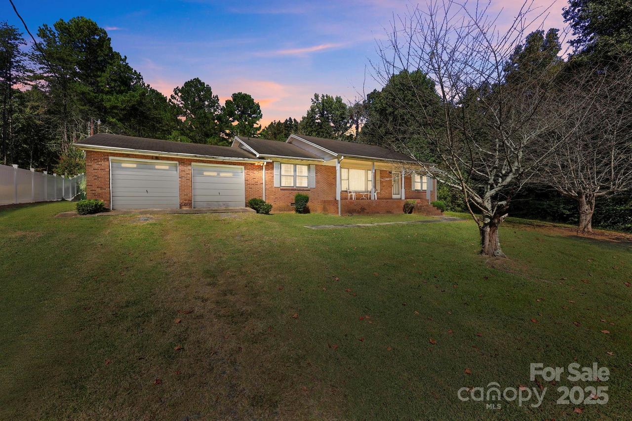 2440 Emanuel Church Rd., Rockwell, NC 28138