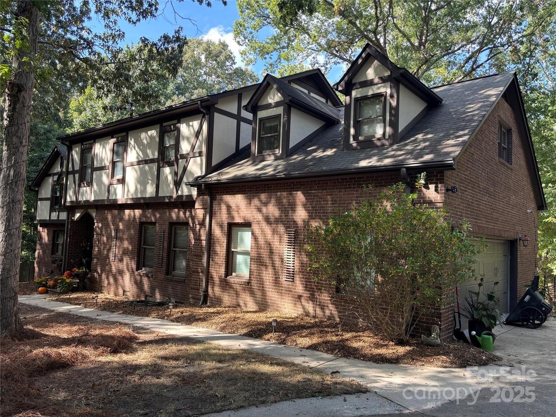17222 Green Hill Rd., Charlotte, NC 28278