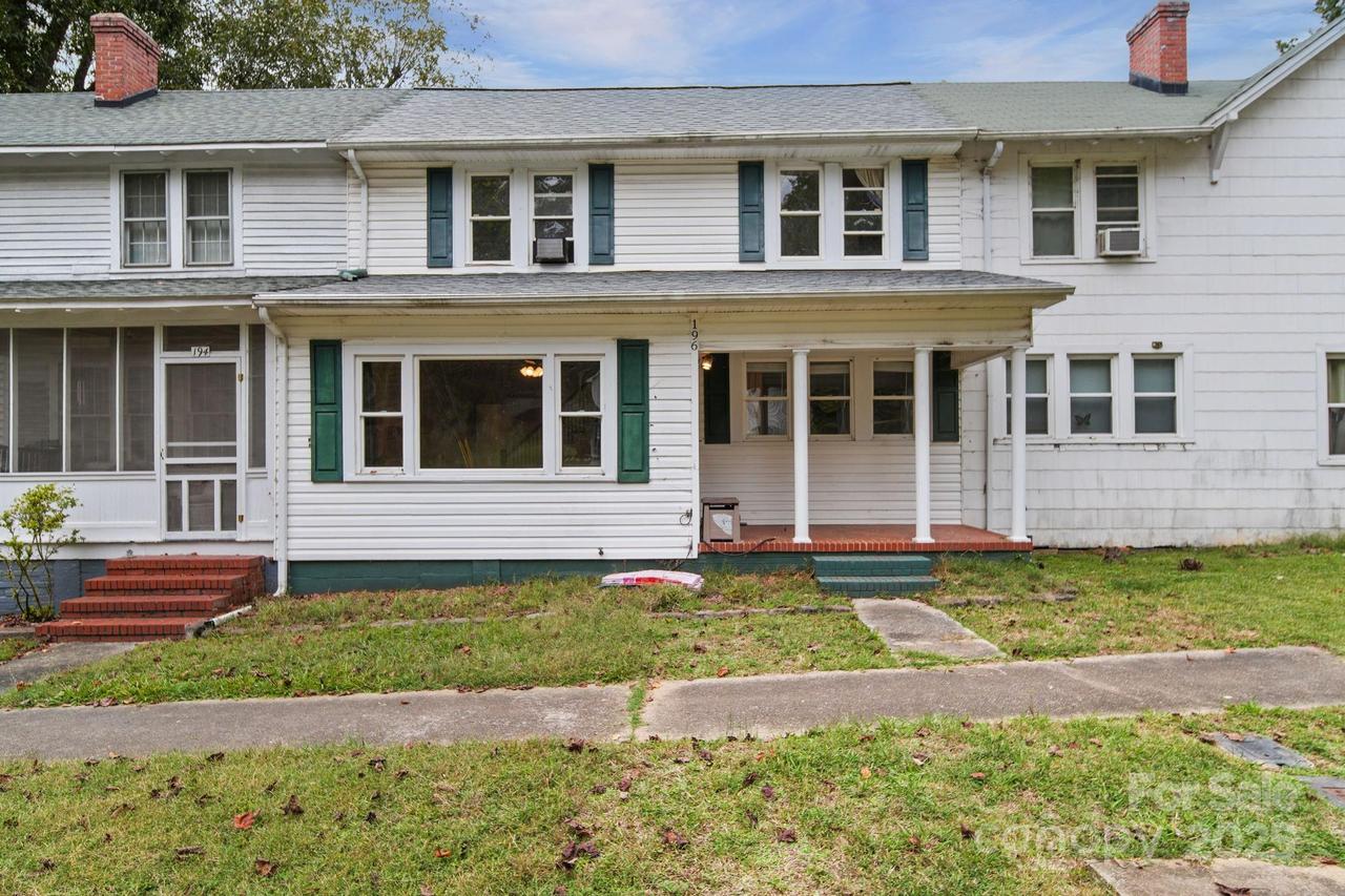196 Spruce St., Badin, NC 28009
