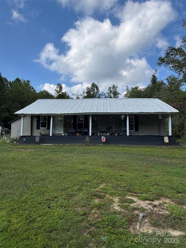 2805 Ht Rd., Lenoir, NC 28645