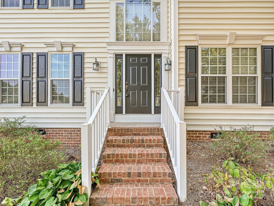 5405 Apple Glen Dr., Harrisburg, NC 28075