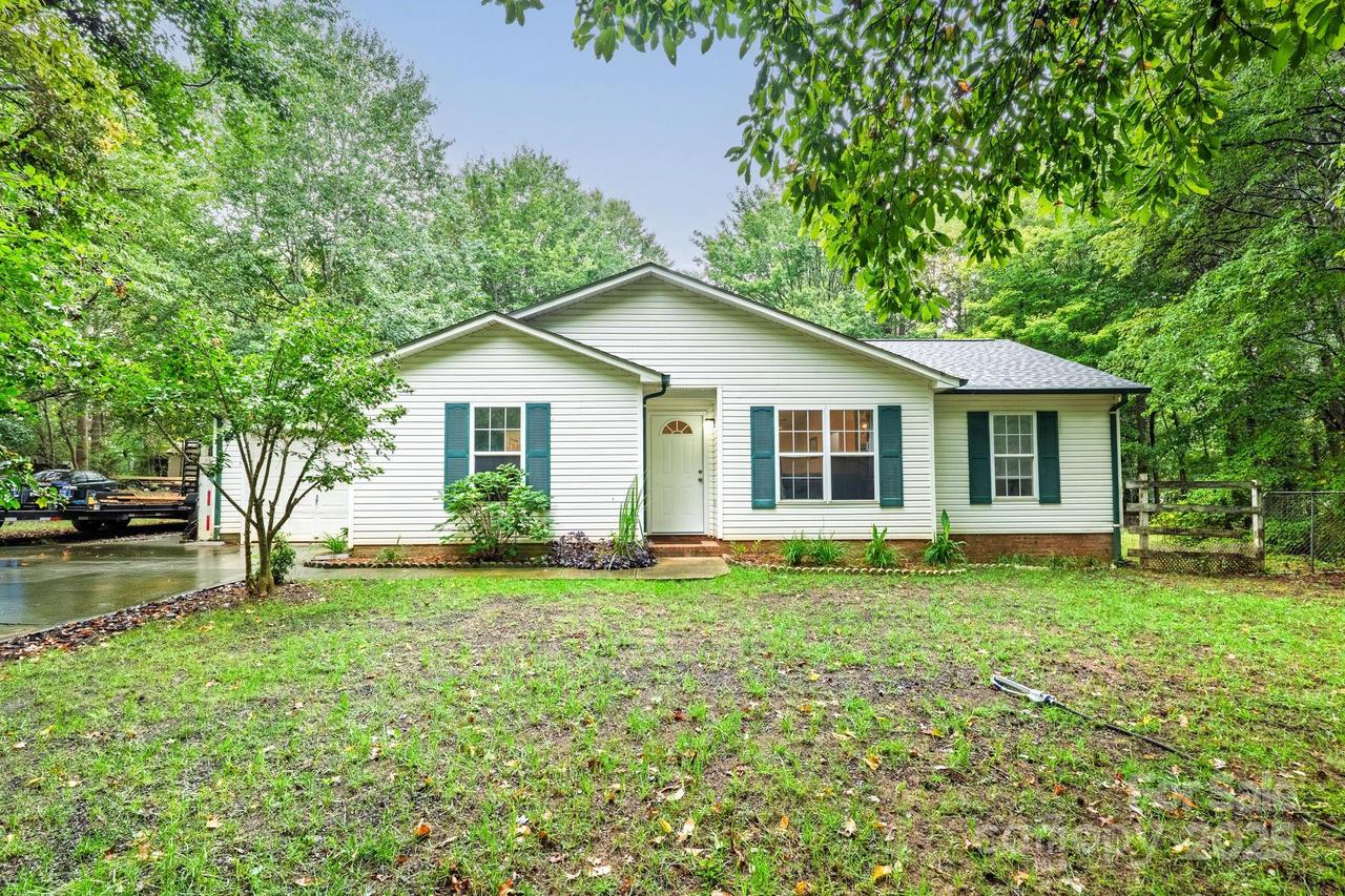 120 Creek Branch Dr., Mooresville, NC 28115