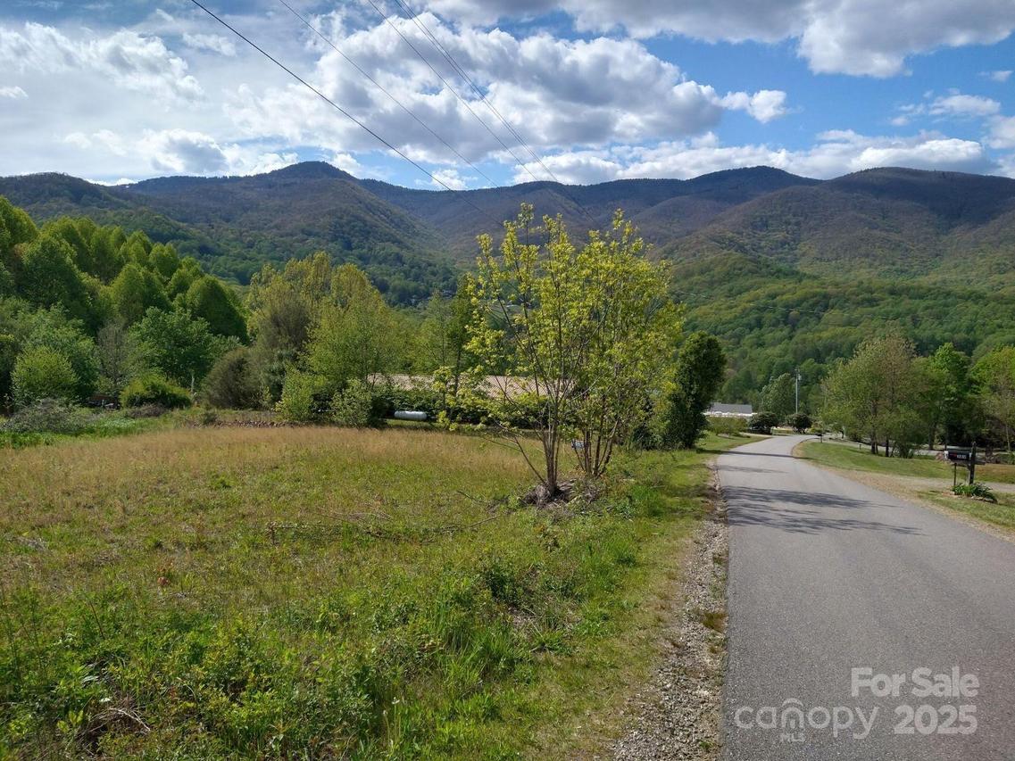00 Barber Hill Dr., Waynesville, NC 28786