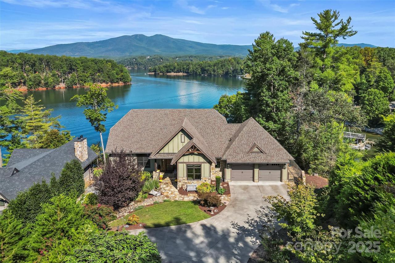 493 Dockside Dr., Nebo, NC 28761