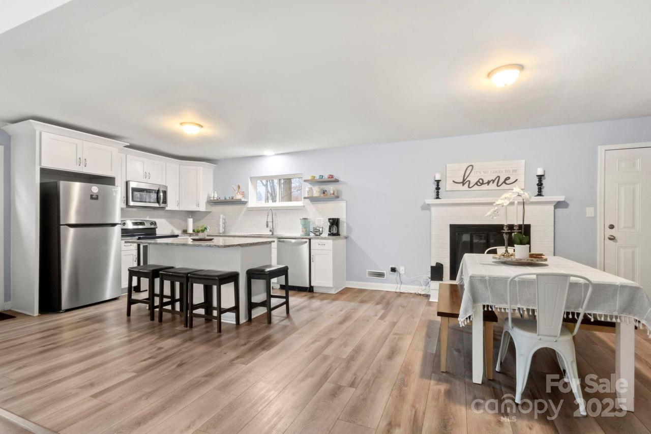 7047 Cheyenne Dr., Charlotte, NC 28262