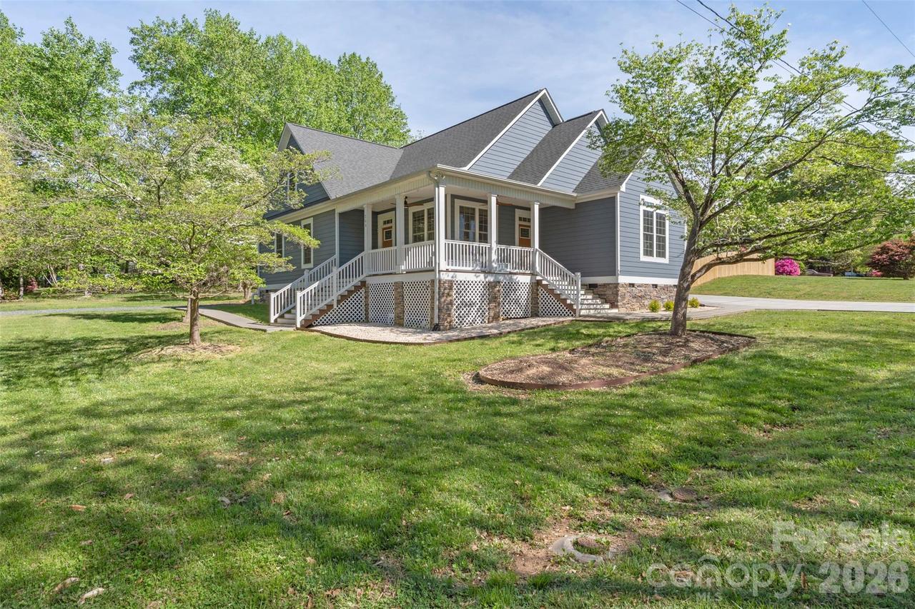 206 Montclair Dr., Locust, NC 28097