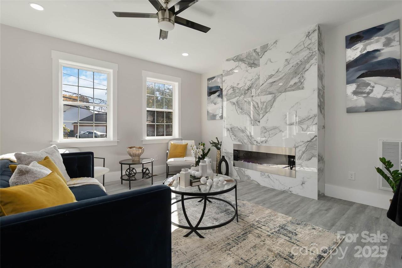 3008 Cricketeer Dr., Charlotte, NC 28216