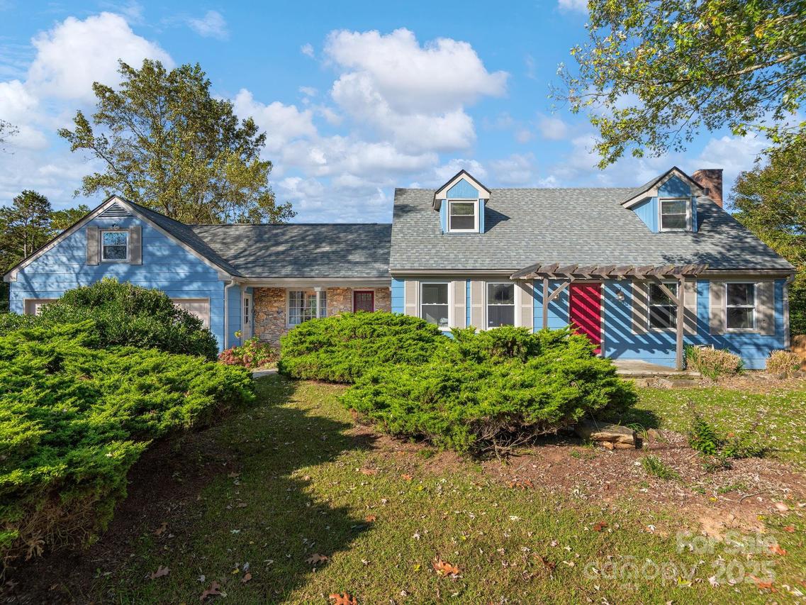120 Whitney Dr., Asheville, NC 28806