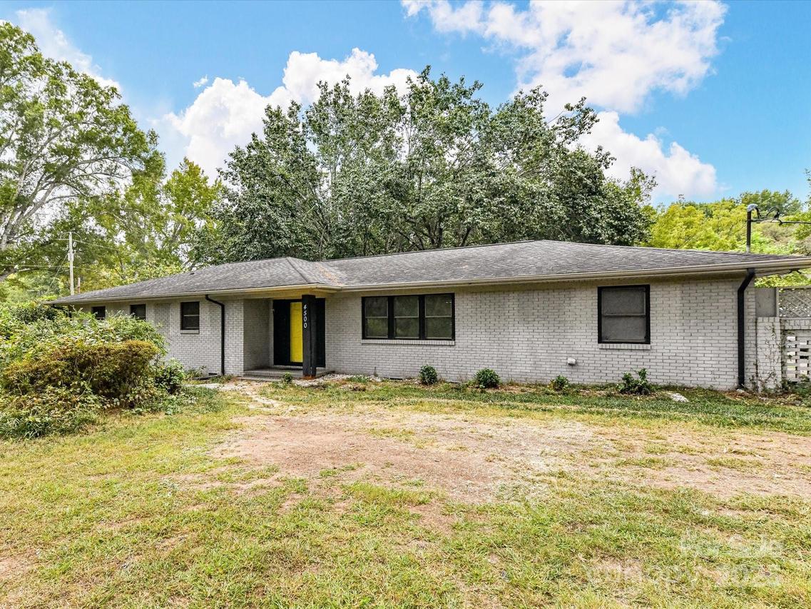 4500 Matthews Mint Hill Rd., Matthews, NC 28105
